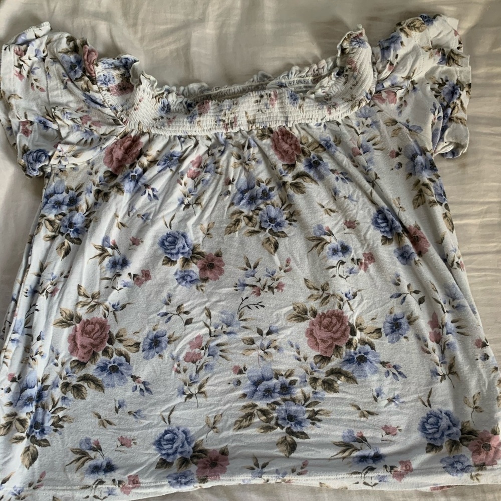 Strapless Floral American Eagle shirt - Picture 2 of 3